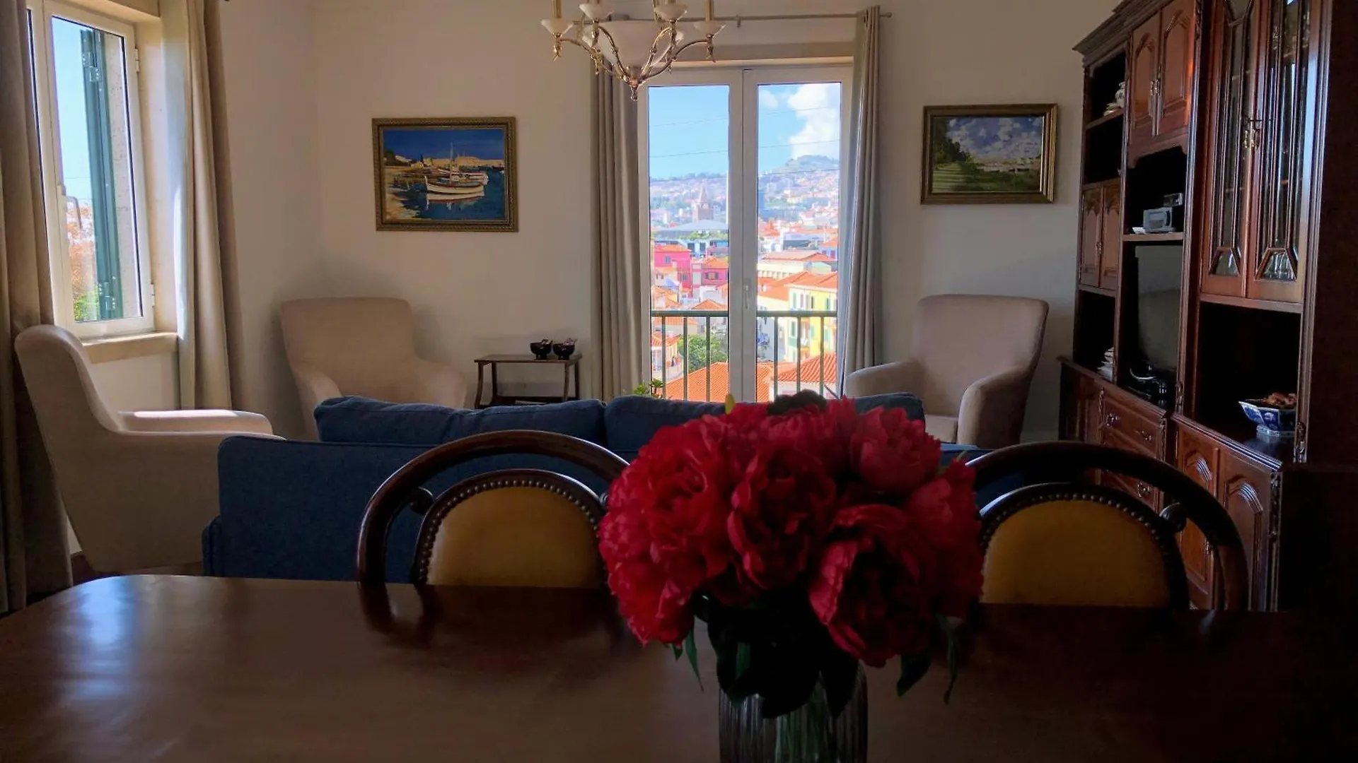 Costa\'S Oldtown House In Funchal ile iletişim